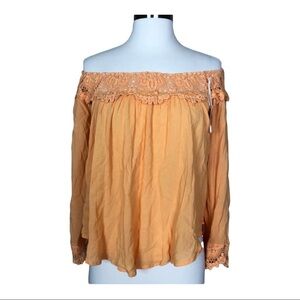 Hint of mint off the shoulder top